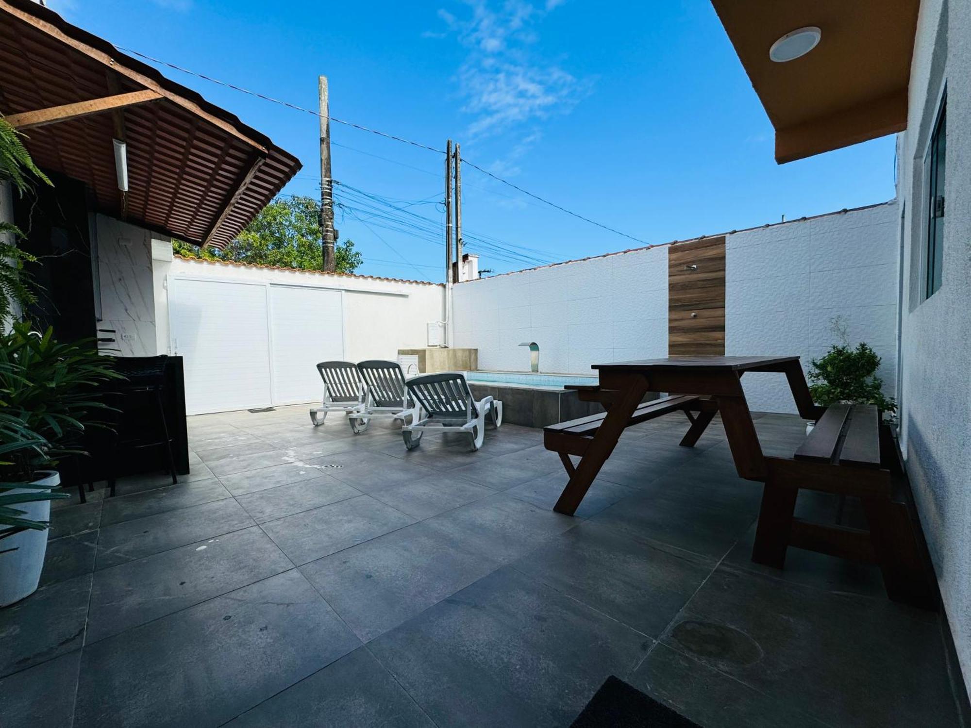 Casa Compacta Com Piscina Vila Guarujá Exterior foto